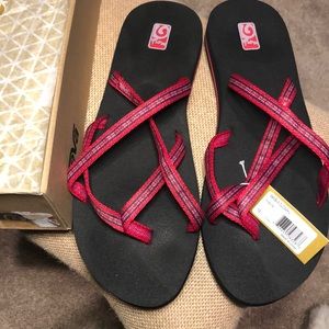 Teva Olowahu Women’s Sandal